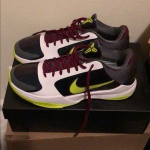 Kobe 5 Proto - Choas